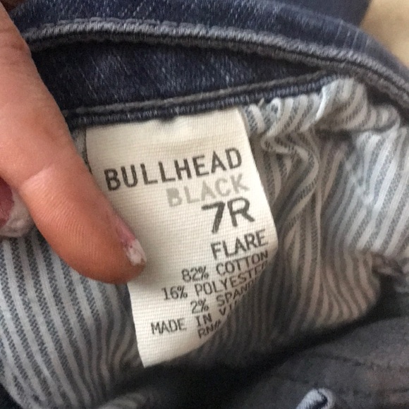 Bullhead black flare jeans size 7R - Picture 4 of 4